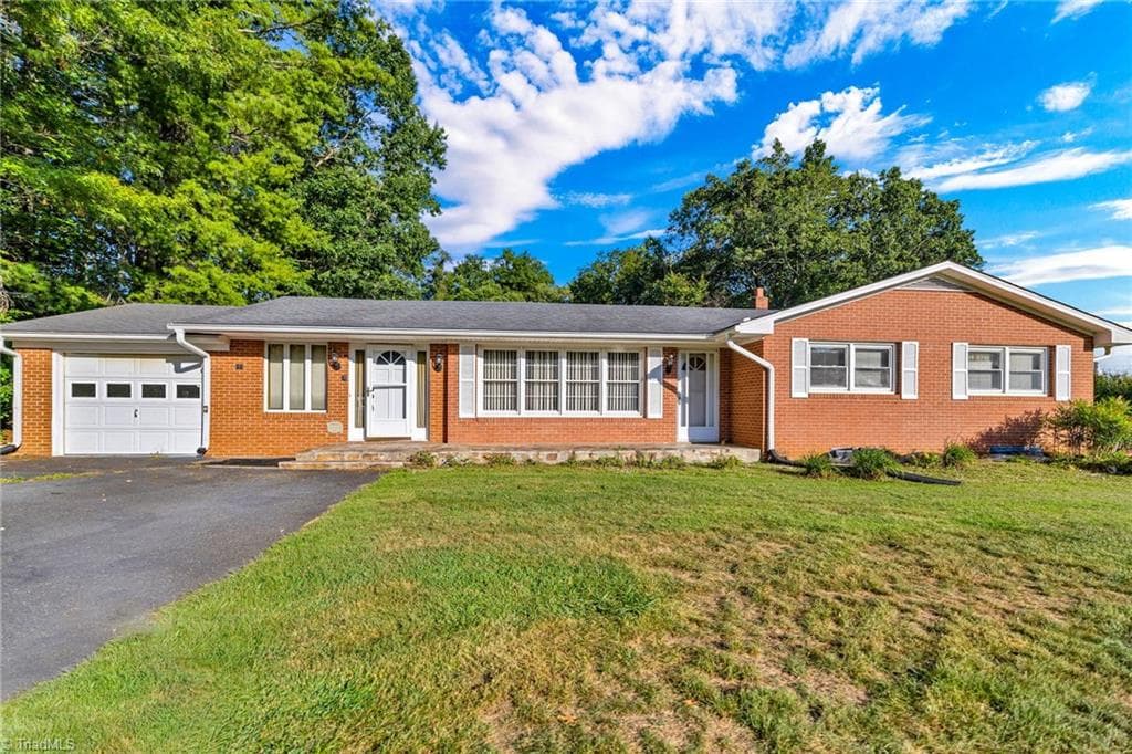 191 Greensboro Road, Crumpler NC 28617
