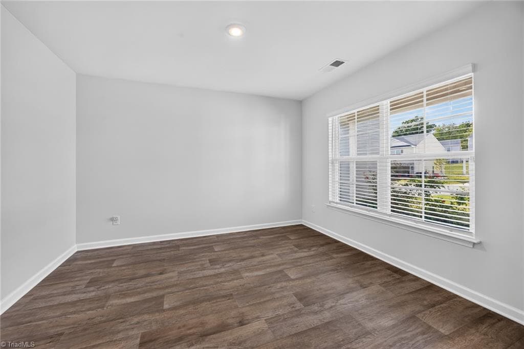 Stick/Site Built at 3549 Cash Drive, Winston-Salem NC 27107, Winston-Salem, photo 6 of 29