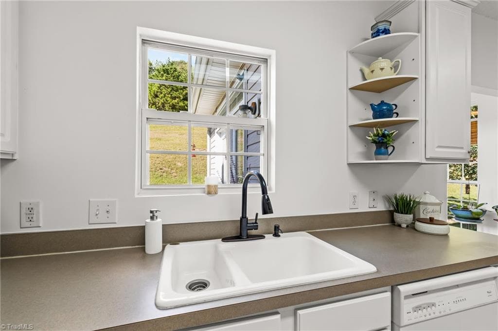 Stick/Site Built at 531 Osborne Road, Winston-Salem NC 27103, Winston-Salem, photo 12 of 44