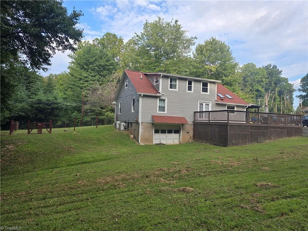 Stick/Site Built at 9103 N NC Highway 109, Winston-Salem NC 27107, Winston-Salem, photo 11 of 82