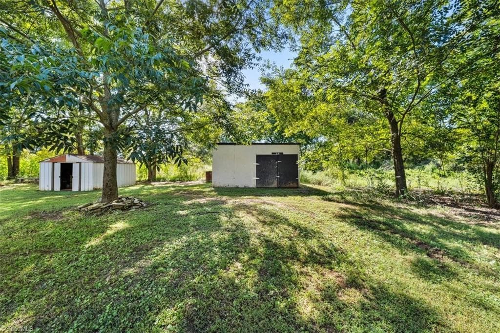 Stick/Site Built at 334 Beane Road, Seagrove NC 27341, Seagrove, photo 31 of 37