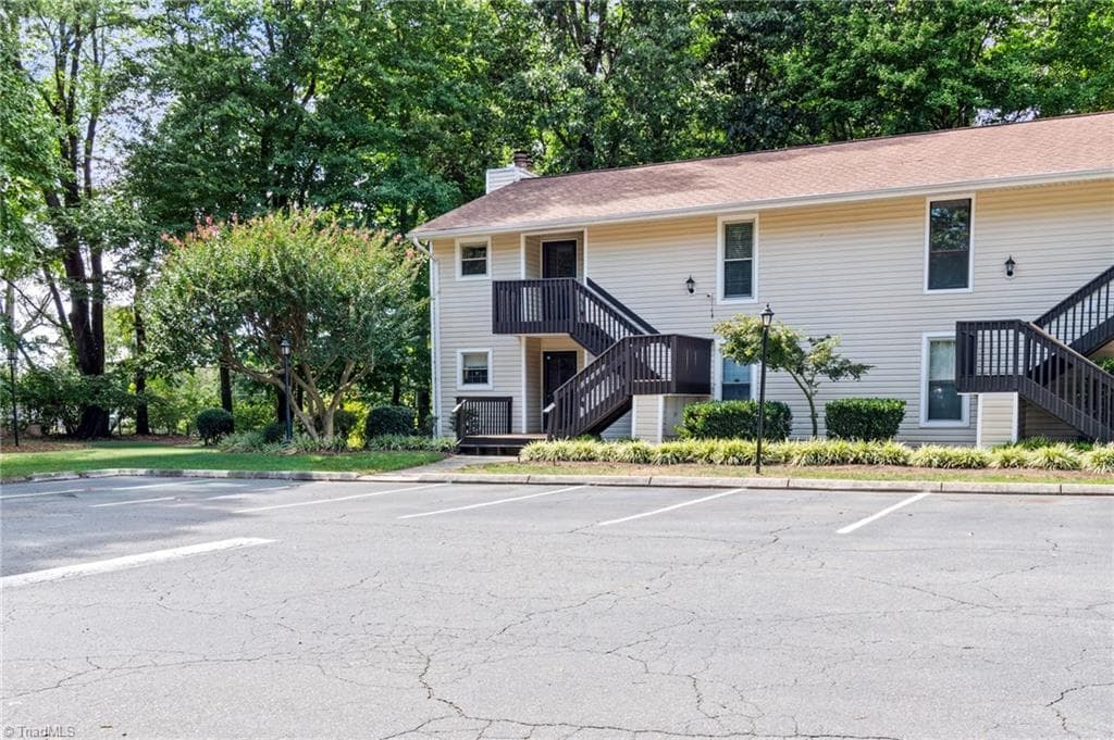 Stick/Site Built at 178 Driftwood Lane, Winston-Salem NC 27104, Winston-Salem, photo 51 of 52