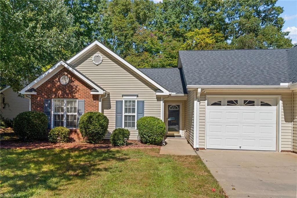 4961 Terrence Drive, Clemmons NC 27103