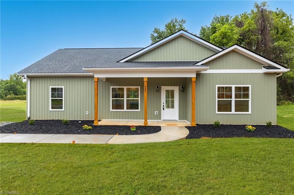 425 N Smith Street, Liberty NC 27298