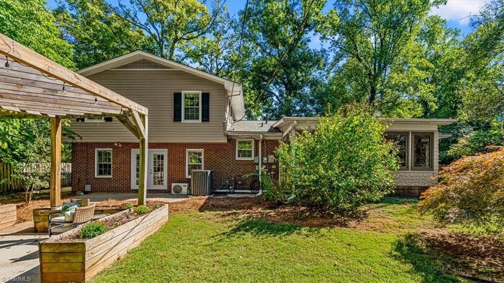 Stick/Site Built at 801 Winview Drive, Greensboro NC 27410, Greensboro, photo 85 of 98