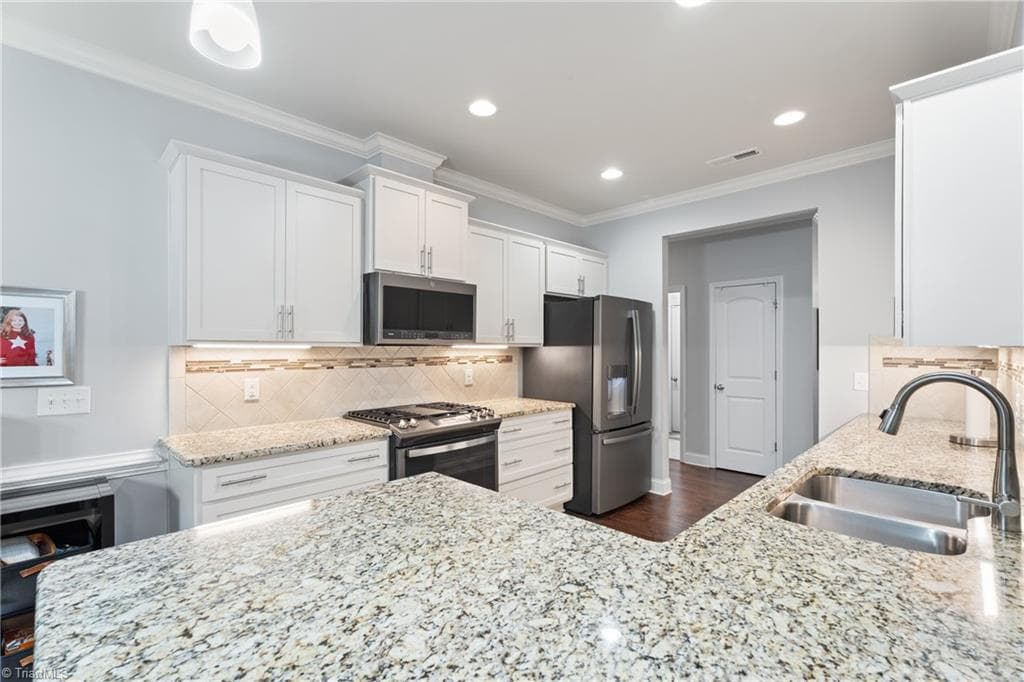 Stick/Site Built at 3806 Rutherford Court, Winston-Salem NC 27106, Winston-Salem, photo 13 of 58