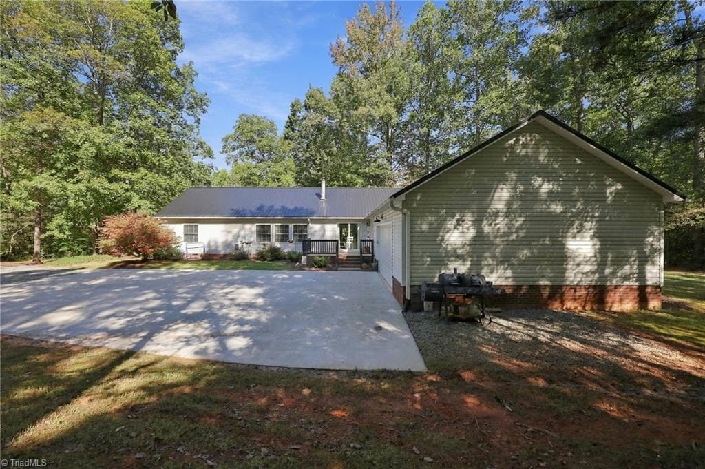 Modular at 499 Sandy Creek Lane, Lexington NC 27295, Lexington, photo 5 of 48