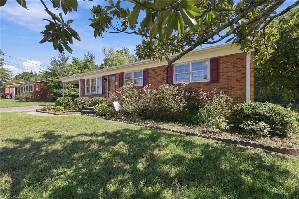 Stick/Site Built at 625 Holly Street, Burlington NC 27217, Burlington, photo 5 of 48