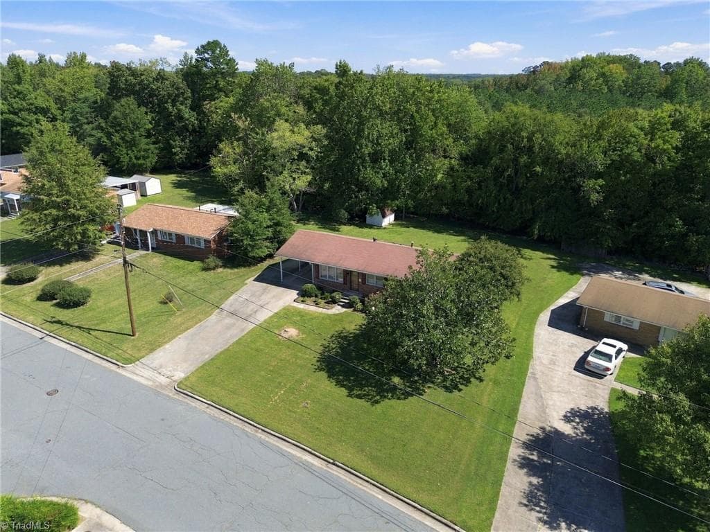 Stick/Site Built at 625 Holly Street, Burlington NC 27217, Burlington, photo 7 of 48