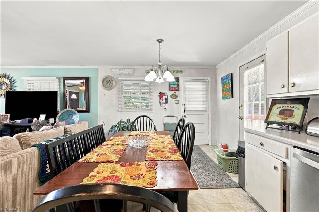 Kitchin - 625 Holly Street, Burlington NC 27217, Burlington