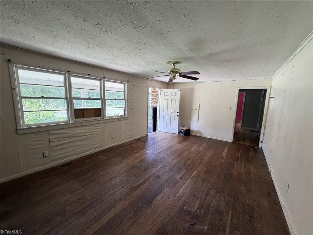 Stick/Site Built at 209 Hoyle Drive, Asheboro NC 27205, photo 9 of 26
