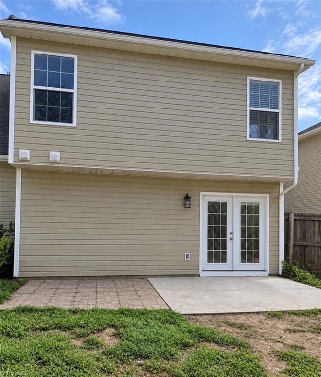 Stick/Site Built at 4712 Chestfield Lane, Greensboro NC 27407, photo 3 of 22
