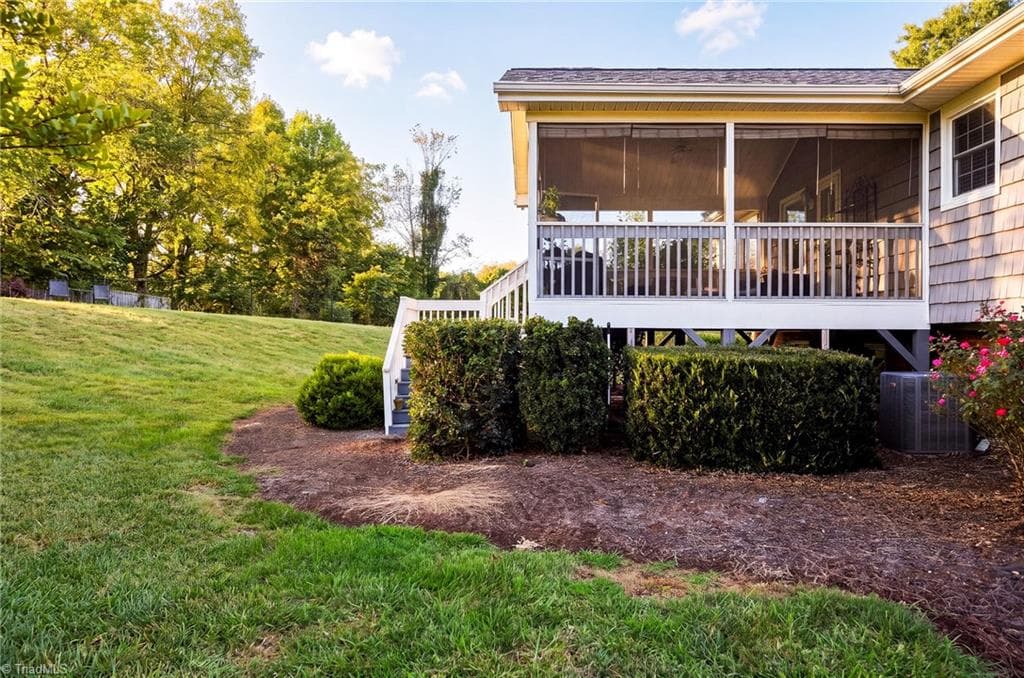 Stick/Site Built at 1435 S Peace Haven Road, Clemmons NC 27012, Clemmons, photo 7 of 34