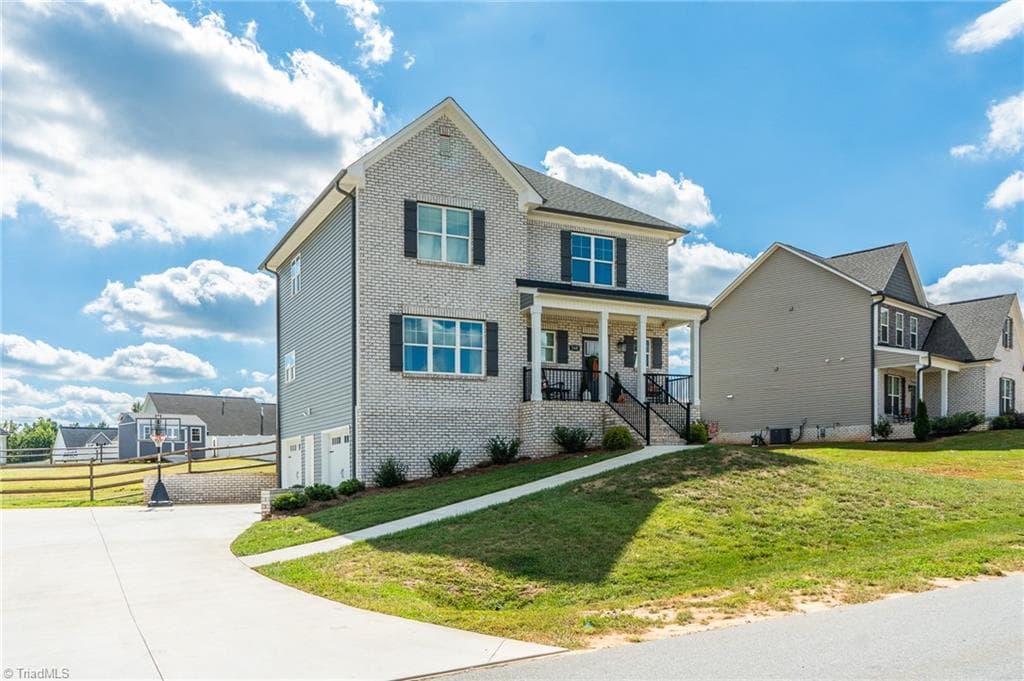 Stick/Site Built at 360 Wynnfall Drive, Lexington NC 27295, Lexington, photo 2 of 32