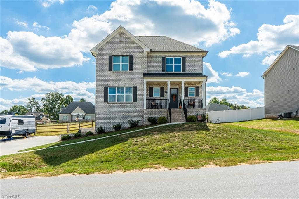 360 Wynnfall Drive, Lexington NC 27295