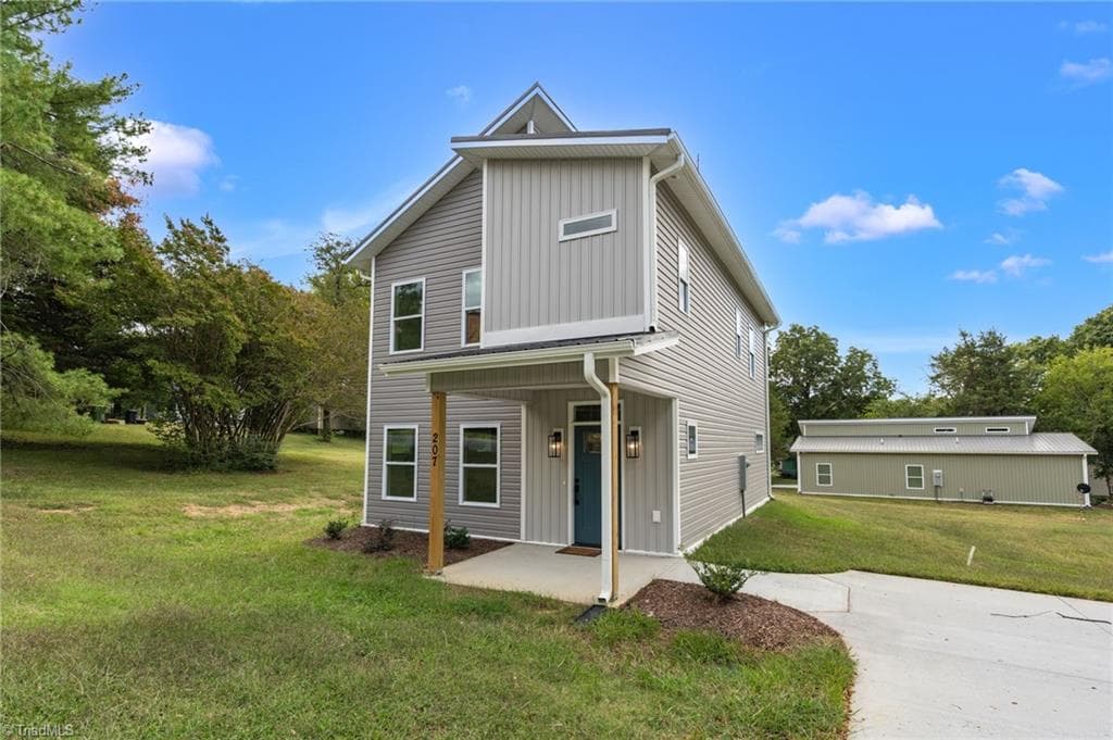 Stick/Site Built at 207 E Parker Street, Graham NC 27253, Graham, photo 26 of 31