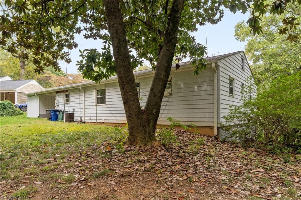 Stick/Site Built at 1609 Normandy Lane, Winston-Salem NC 27103, Winston-Salem, photo 24 of 31