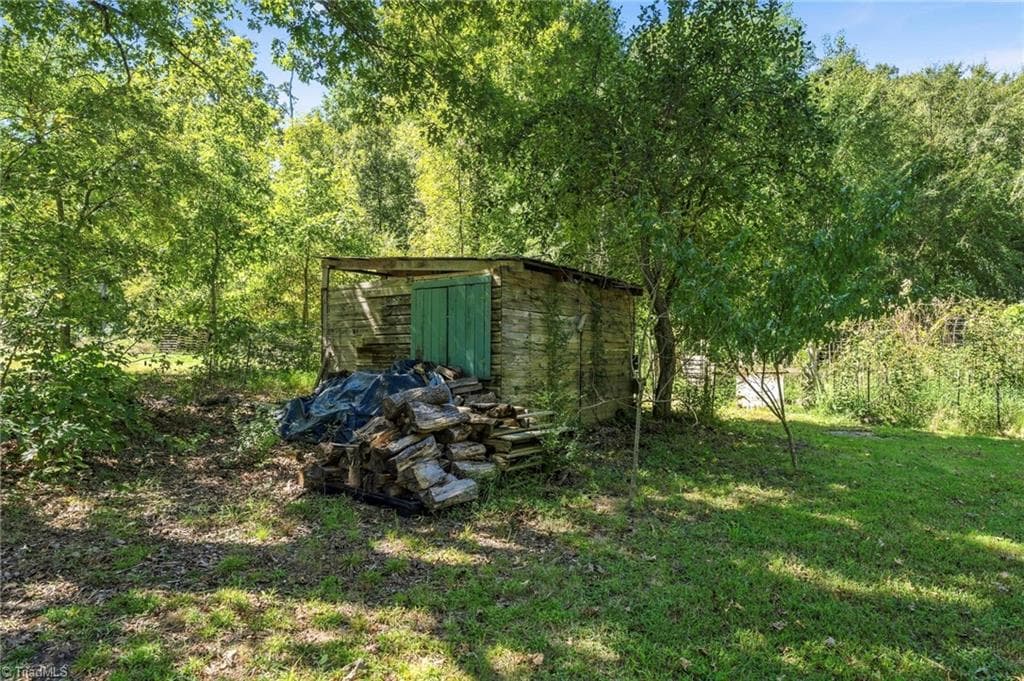Stick/Site Built at 1158 Johnsontown Road, Thomasville NC 27360, Thomasville, photo 89 of 94