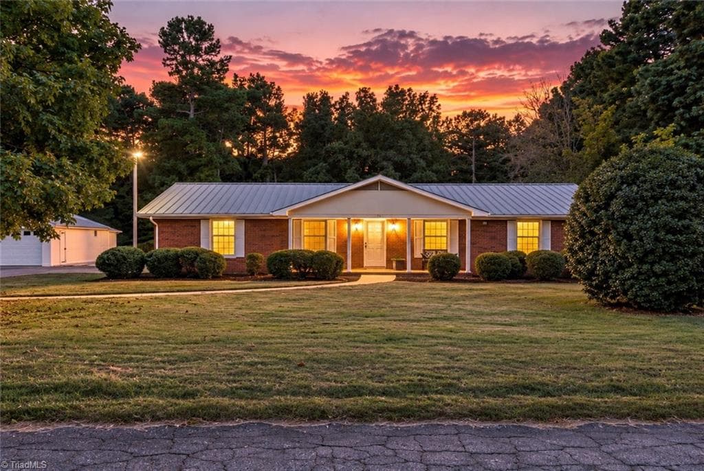 113 Glendale Road, Lexington NC 27292