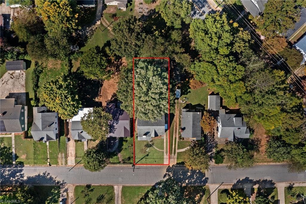 Stick/Site Built at 812 Holland Street, Winston-Salem NC 27101, Winston-Salem, photo 28 of 32