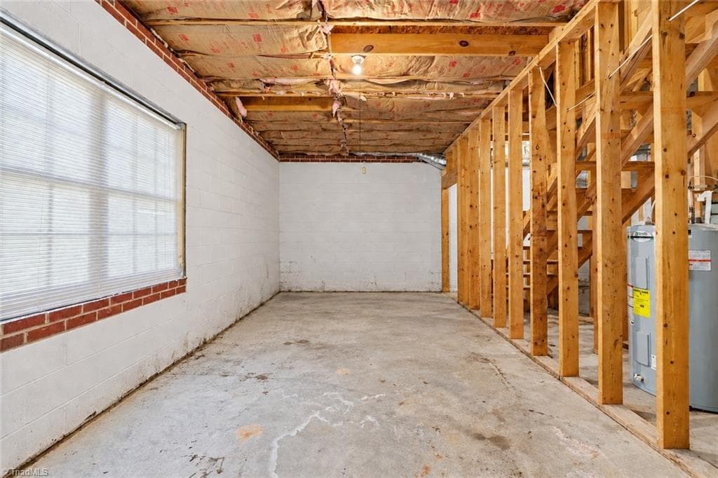 Stick/Site Built at 1105 Fox Hunt Lane, Reidsville NC 27320, Reidsville, photo 51 of 70