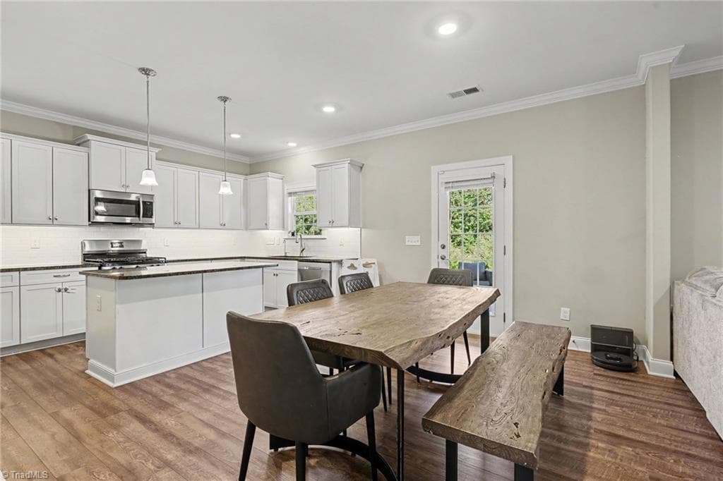 Stick/Site Built at 164 Sand Hill Drive, Lexington NC 27295, Lexington, photo 9 of 27