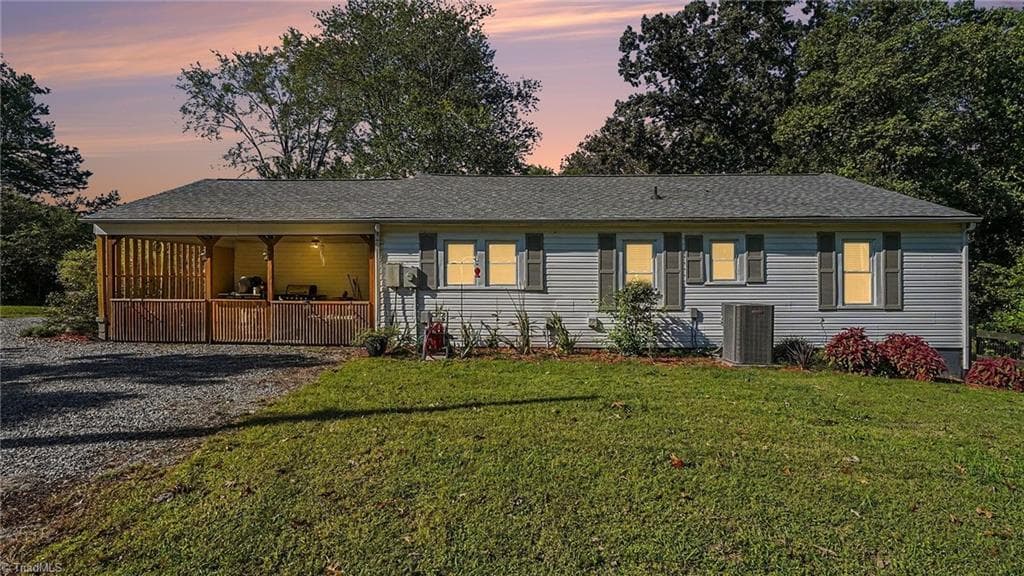 292 Leonard Drive, Thomasville NC 27360