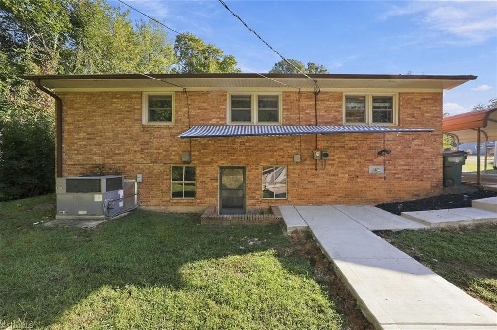 Stick/Site Built at 2723 Trail one, Burlington NC 27215, Burlington, photo 45 of 52