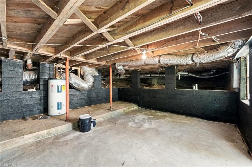 Stick/Site Built at 2723 Trail one, Burlington NC 27215, Burlington, photo 43 of 52