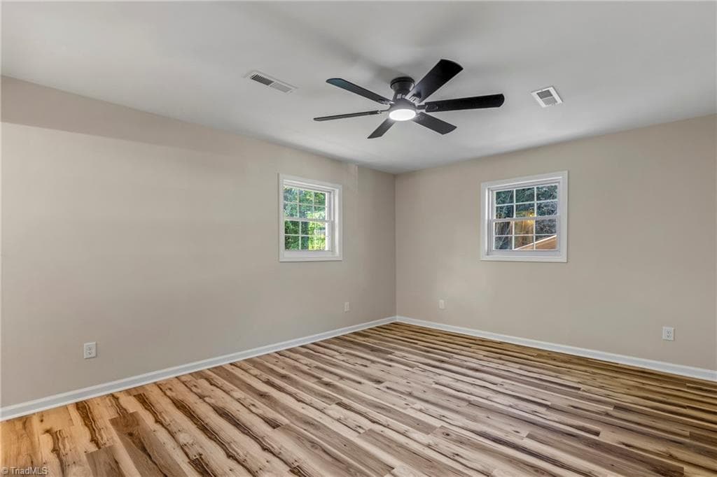 Stick/Site Built at 513 Sherbrook Drive, High Point NC 27262, photo 18 of 42