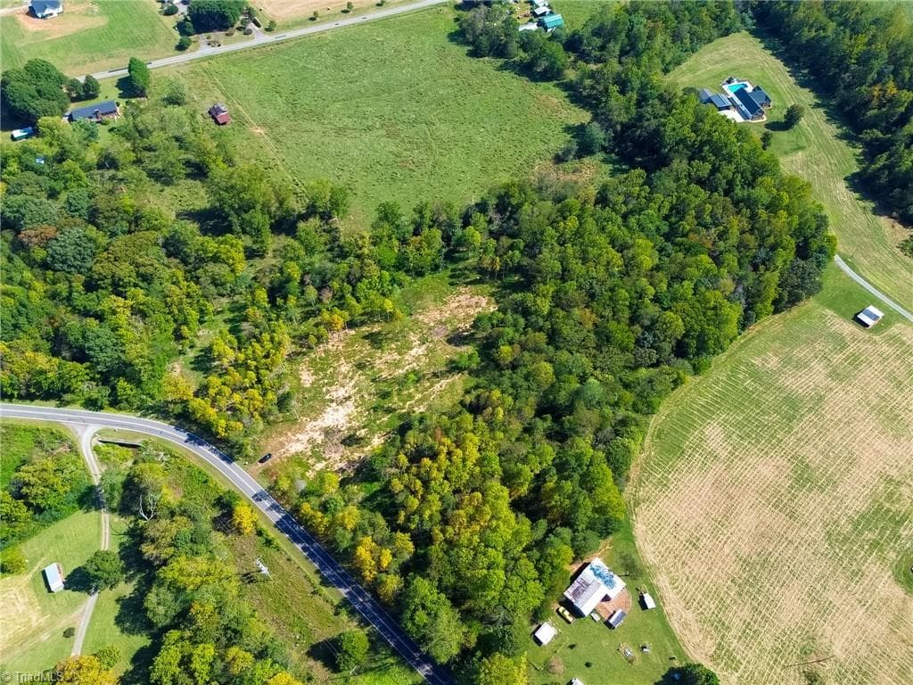 2625 Sprouse Road, Boonville NC 27011