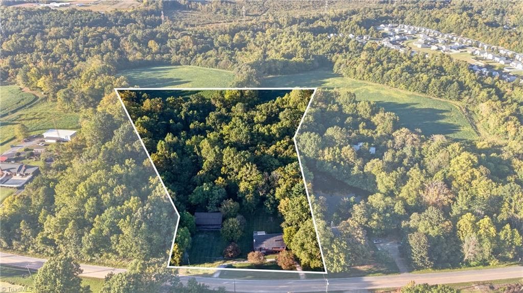 Stick/Site Built at 3453 Mcconnell Road, Greensboro NC 27405, Greensboro, photo 5 of 37