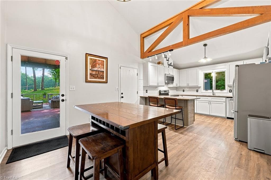 Breakfast Room - 4009 Loch Lorien Road, Kernersville NC 27284, Kernersville