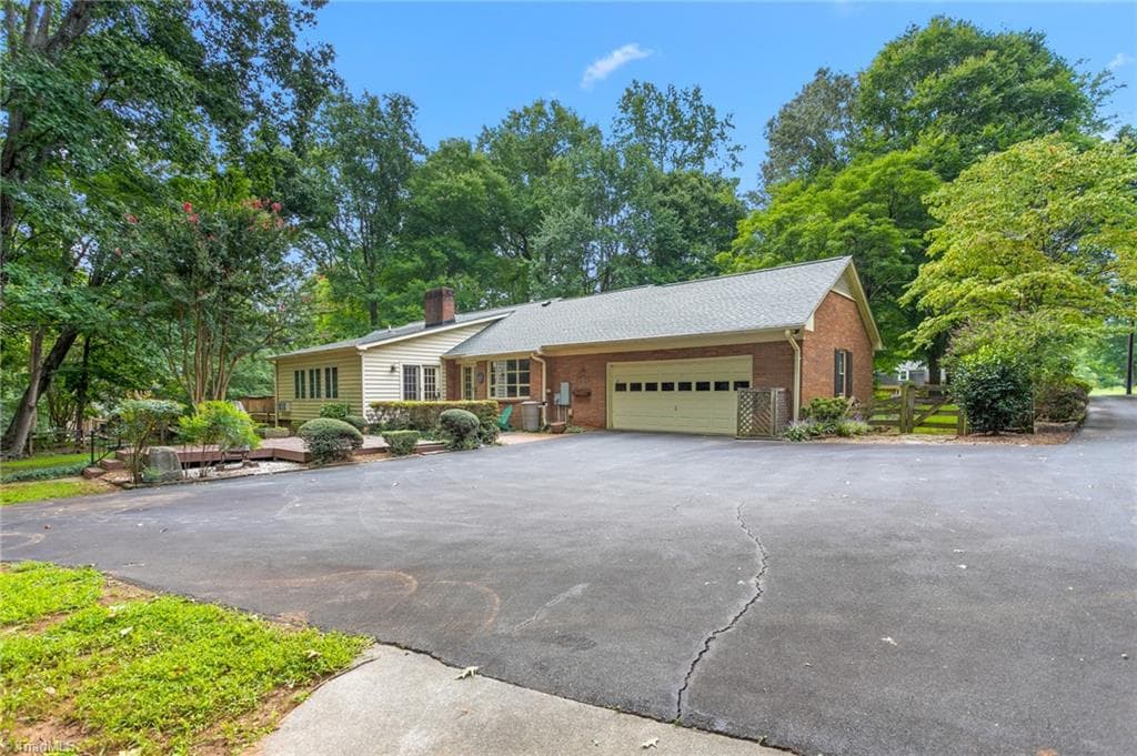 Stick/Site Built at 4014 Forest Oaks Lane, Mebane NC 27302, Mebane, photo 41 of 44