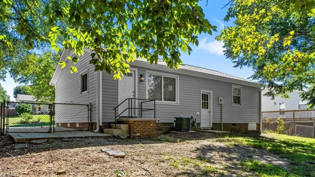 Stick/Site Built at 815 Tipperary Drive, Greensboro NC 27406, Greensboro, photo 7 of 68