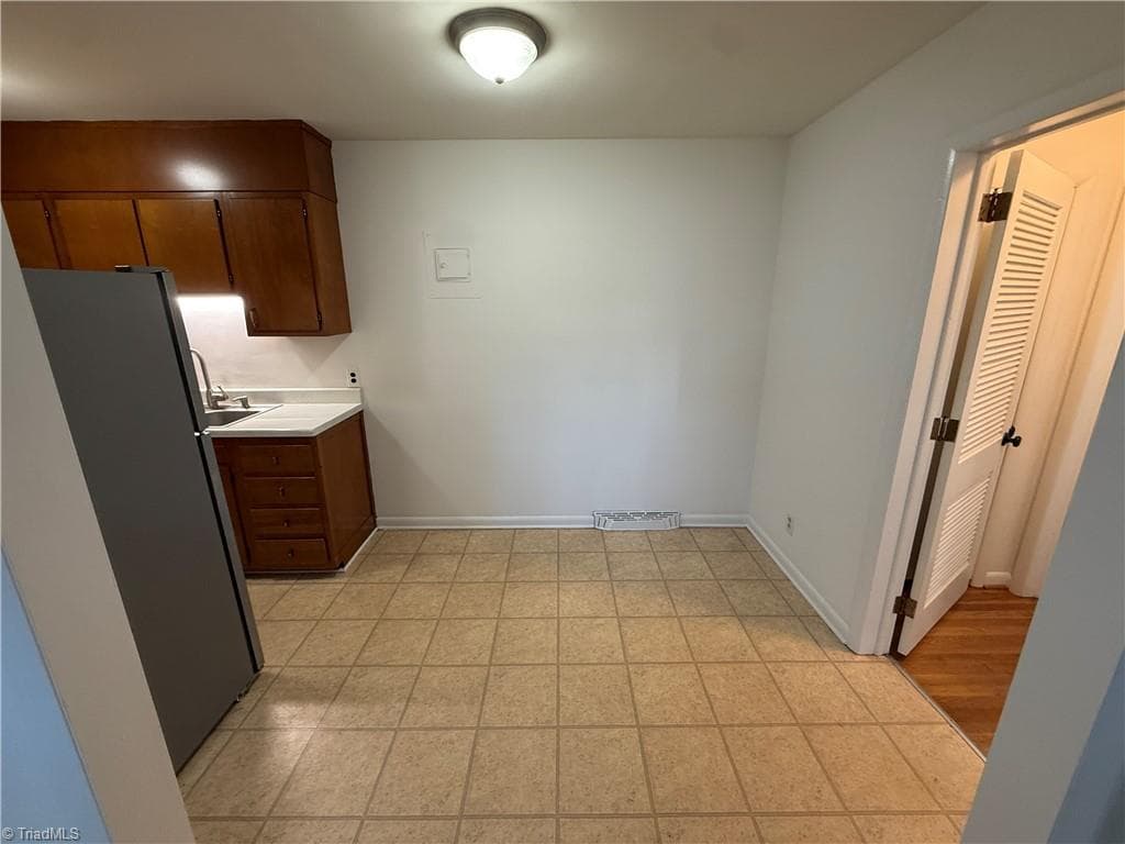 Multi Family at 1608 W Northwest Boulevard # D, Winston-Salem NC 27104, photo 4 of 10