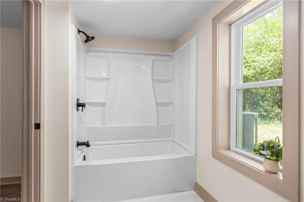Stick/Site Built at 3726 Konnoak Drive, Winston-Salem NC 27127, Winston-Salem, photo 17 of 26