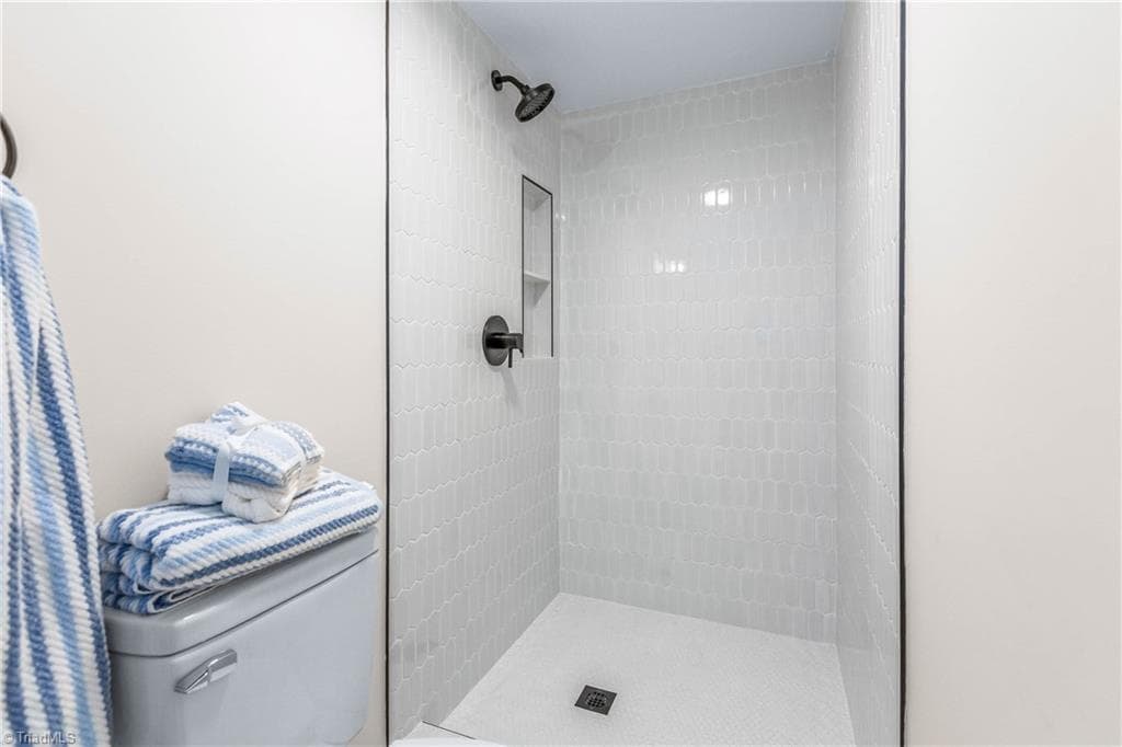 Stick/Site Built at 3726 Konnoak Drive, Winston-Salem NC 27127, Winston-Salem, photo 22 of 26