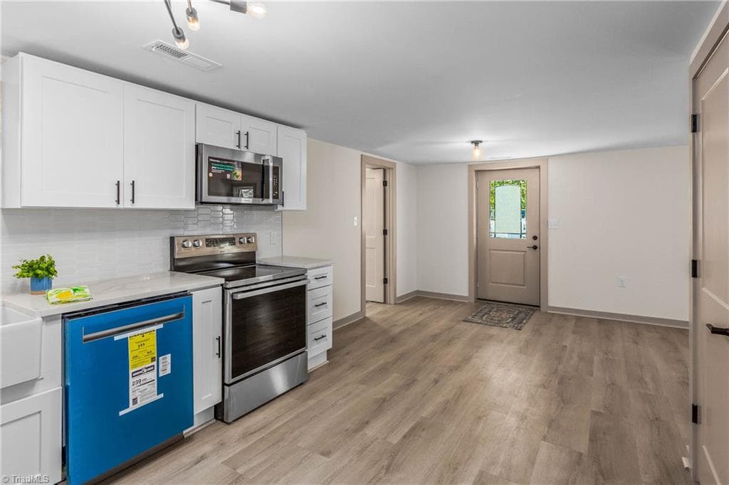 Stick/Site Built at 3726 Konnoak Drive, Winston-Salem NC 27127, Winston-Salem, photo 10 of 26