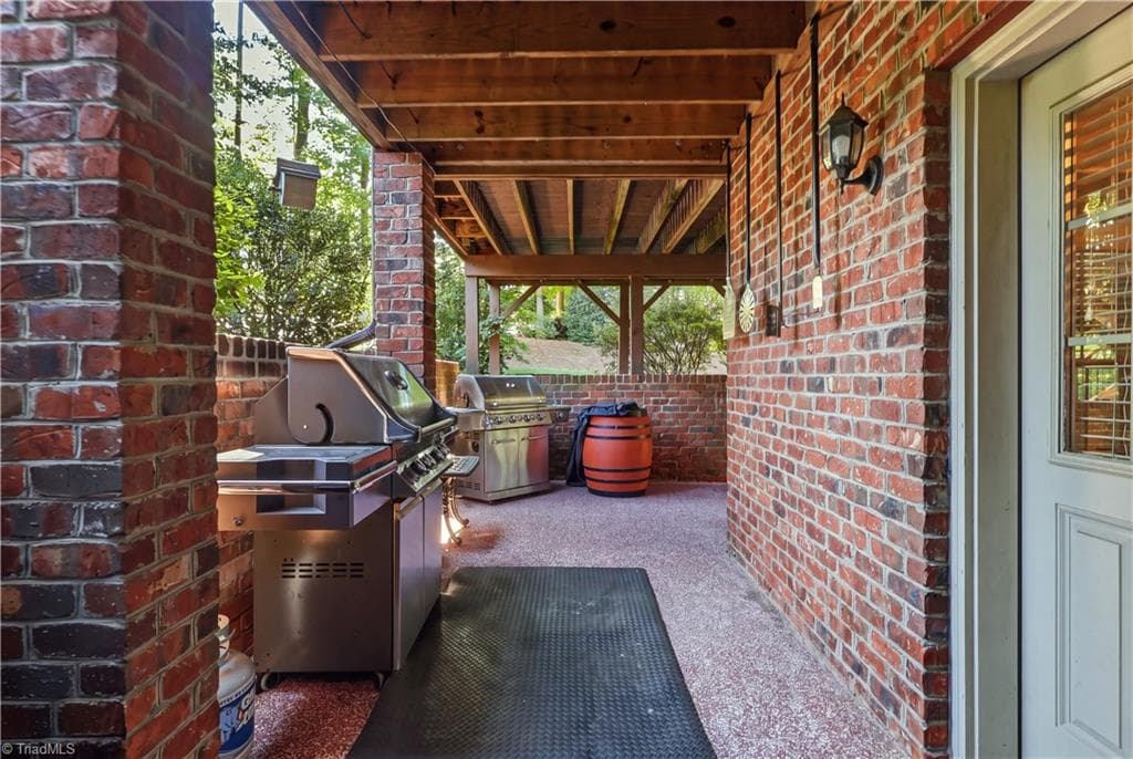 Stick/Site Built at 347 Kiawah Island Drive, Winston-Salem NC 27107, Winston-Salem, photo 16 of 36