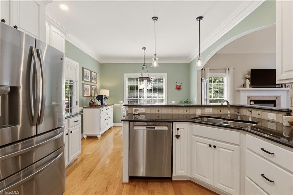 Stick/Site Built at 347 Kiawah Island Drive, Winston-Salem NC 27107, Winston-Salem, photo 17 of 36