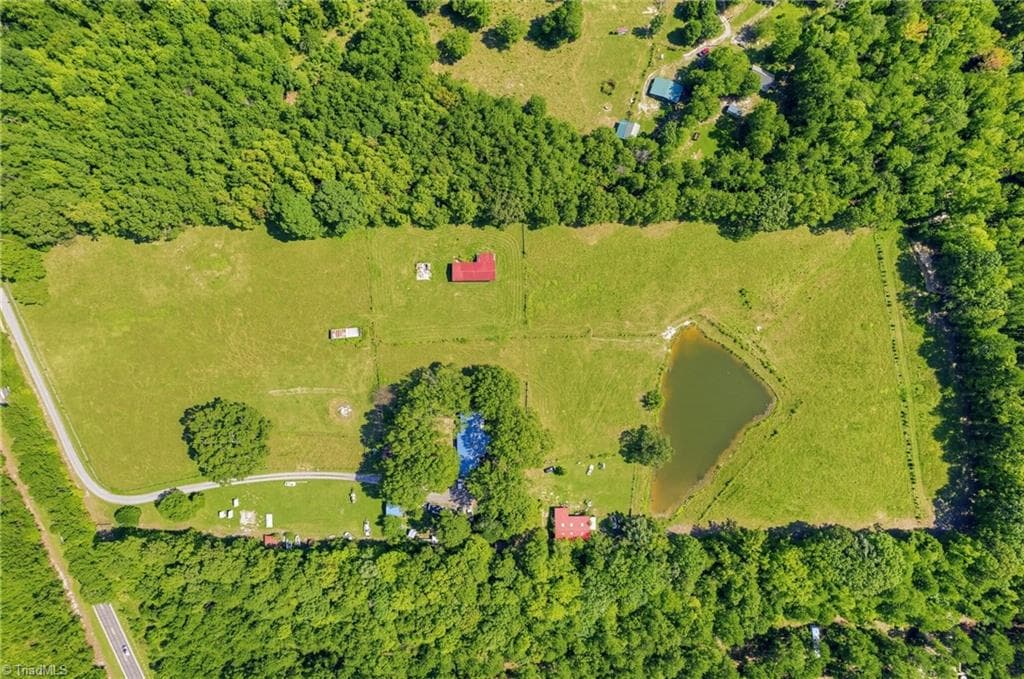 Stick/Site Built at 2661 NC Highway 24 27 W, Mount Gilead NC 27306, Mount Gilead, photo 17 of 50