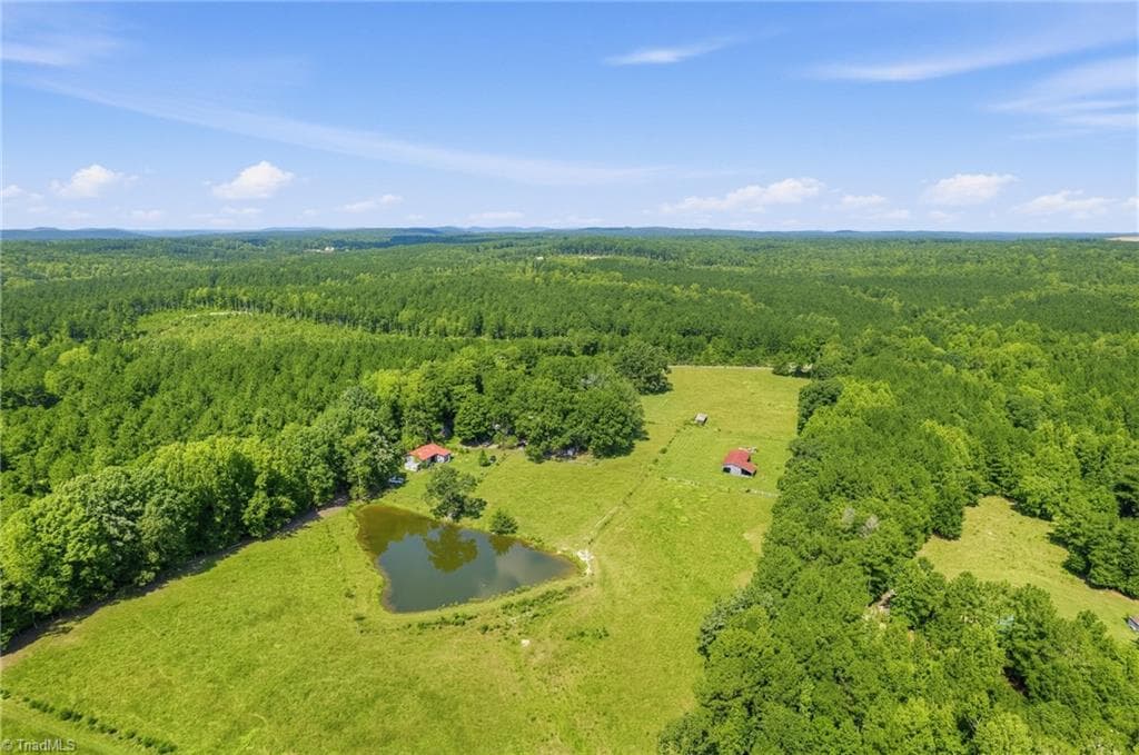 Stick/Site Built at 2661 NC Highway 24 27 W, Mount Gilead NC 27306, Mount Gilead, photo 16 of 50
