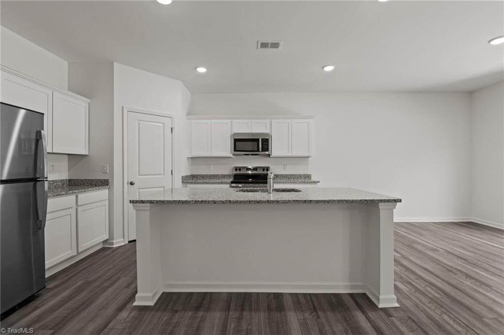 Stick/Site Built at 1038 Riverbank Drive, Kernersville NC 27284, Kernersville, photo 11 of 46