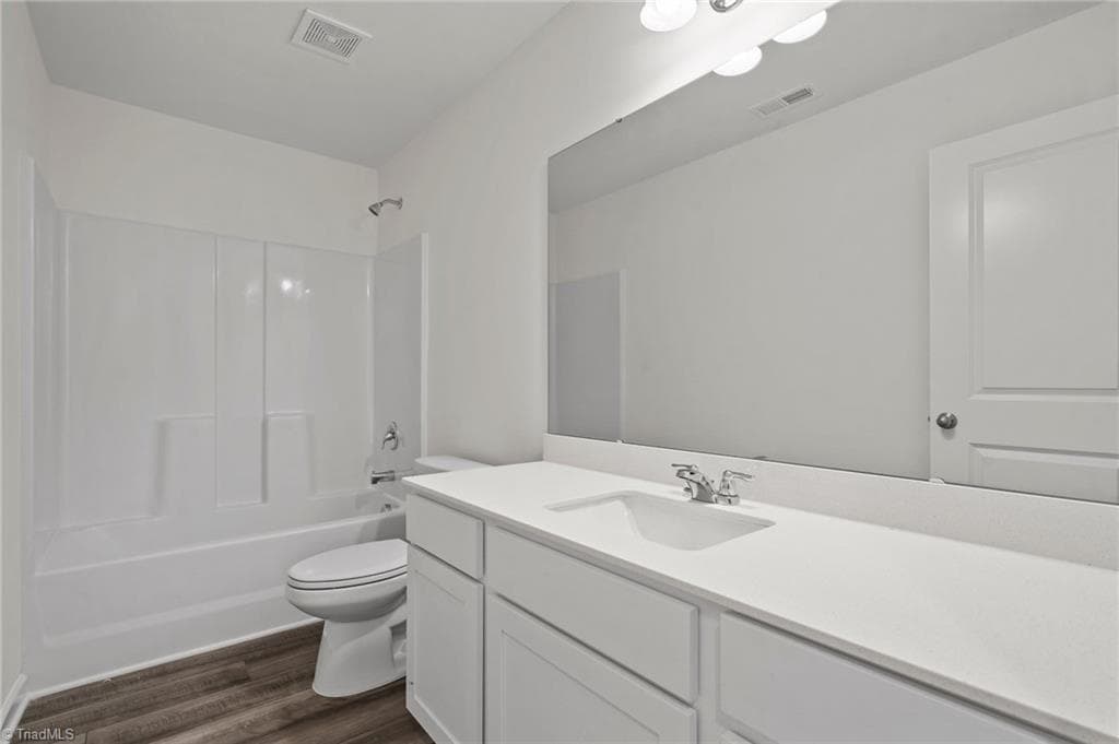 Stick/Site Built at 2517 Bluff Oak Drive, Kernersville NC 27284, Kernersville, photo 18 of 19