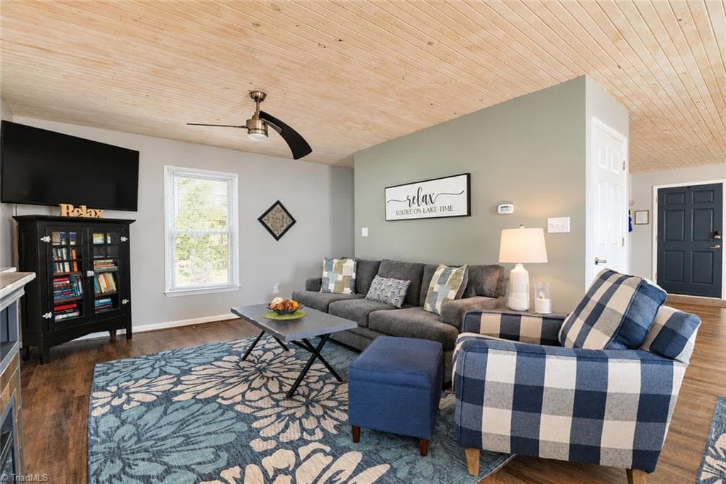 Stick/Site Built at 264 Lake Drive 6, Lexington NC 27295, Lexington, photo 14 of 32