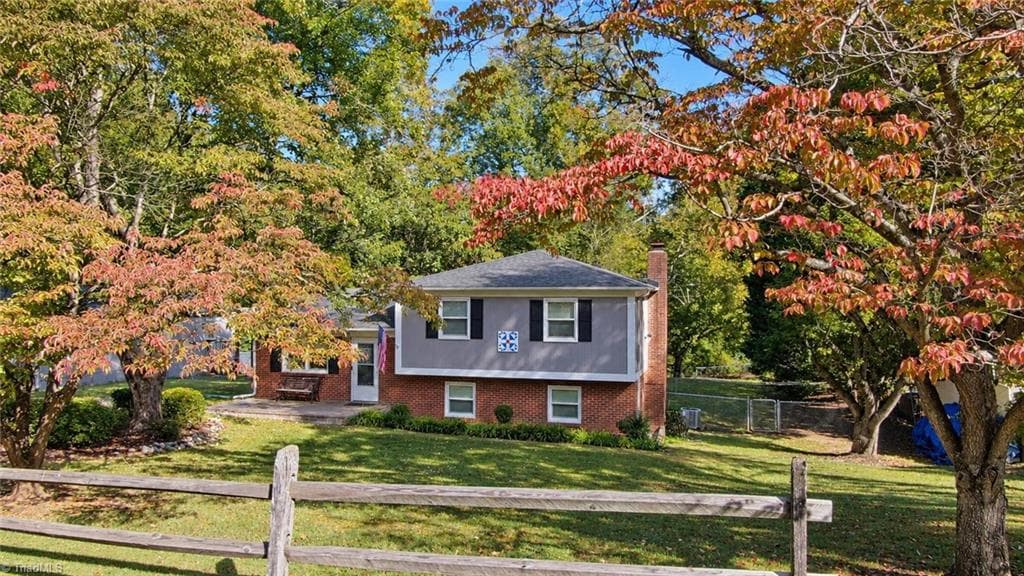 1823 Bantry Trail, Kernersville NC 27284