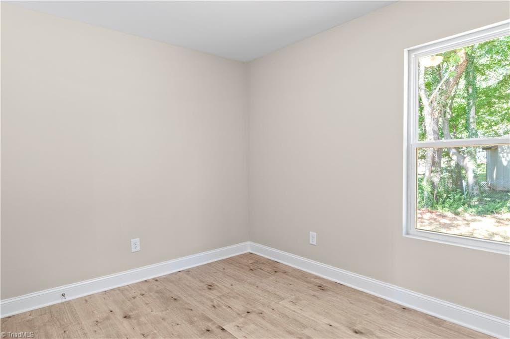 Stick/Site Built at 445 Buick Street, Winston-Salem NC 27101, Winston-Salem, photo 19 of 23