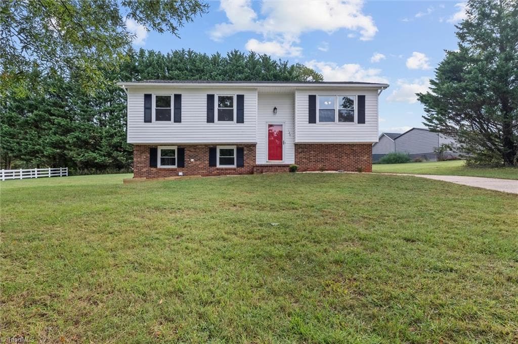 120 Robert Drive, State Road NC 28676