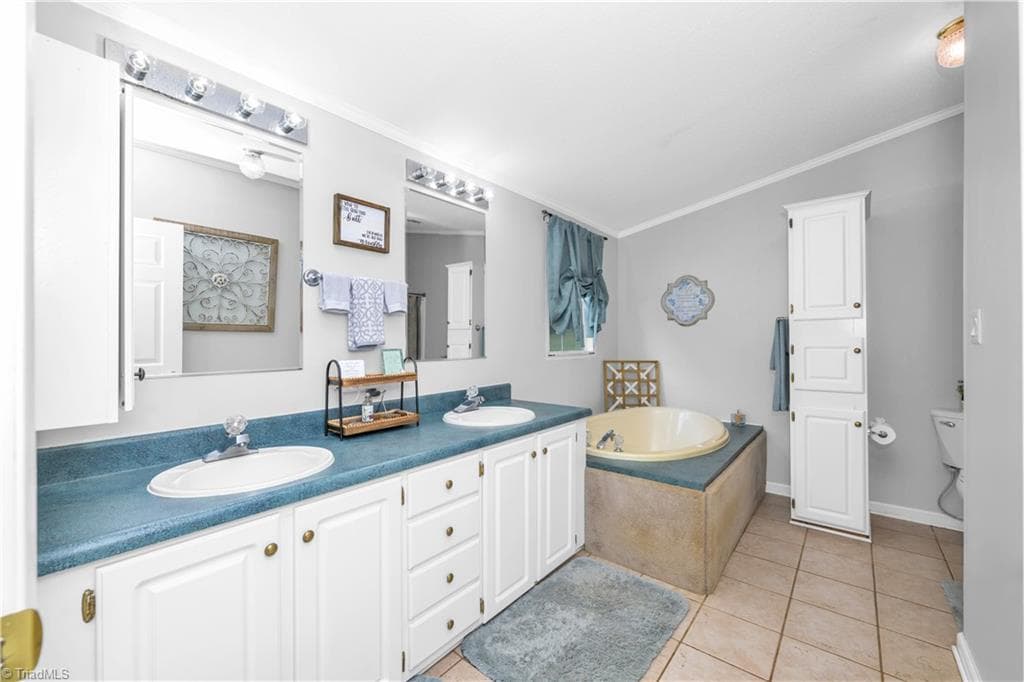 Primary Bathroom - 238A Pilgrim Ridge Road, Wilkesboro NC 28697, Wilkesboro